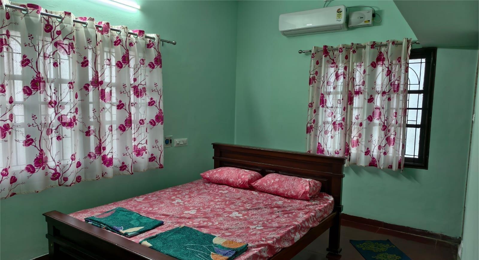 Room 1